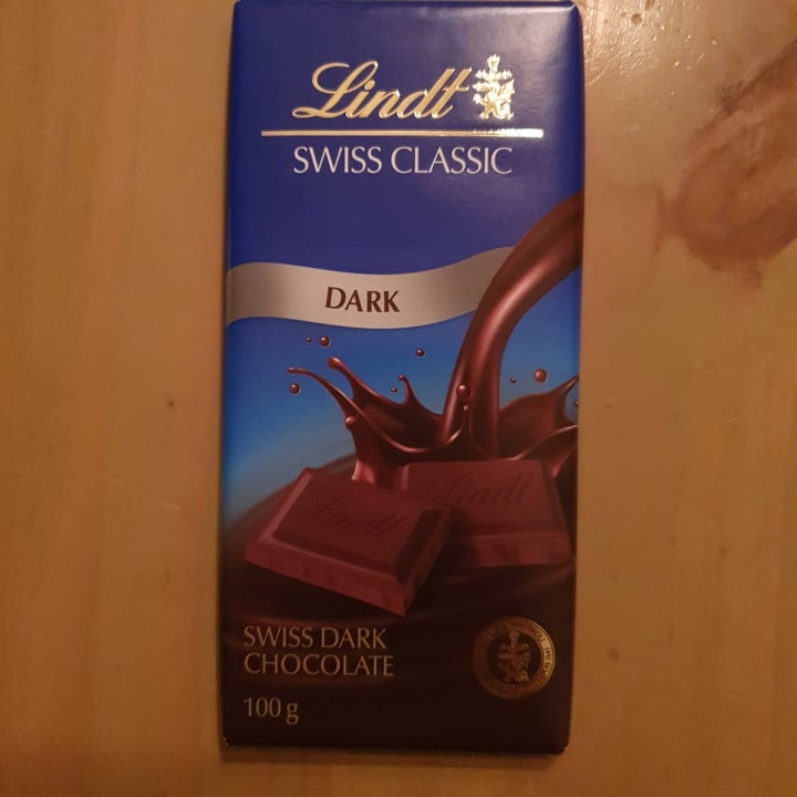 photo of Lindt Lindt Swiss Classic Dark chocolate shared by @barky on  10 Nov 2020 - review