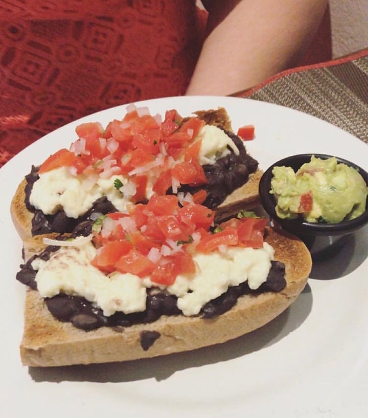 photo of Vegan Planet Molletes shared by @danielarojas on  15 Dec 2019 - review