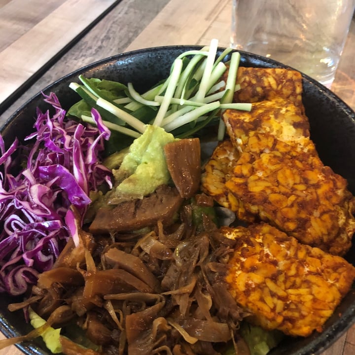 review photo of WellSmoocht Suka Suka Jack Bowl shared by @roxtarlette on 27 Nov 2020 - review