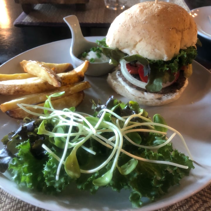 photo of Goodsouls Kitchen Mushroom burger shared by @linneaeatgreens on  24 Oct 2019 - review