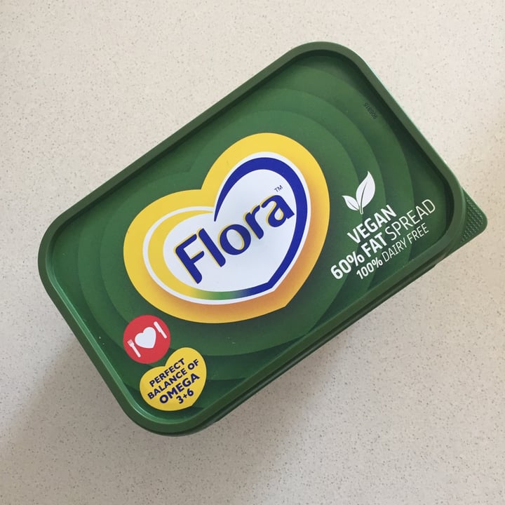photo of Flora 60% fat spread shared by @samantha2smith on  27 Feb 2022 - review