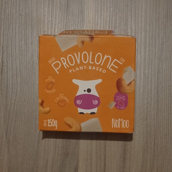 photo of NOMOO Plant-Based Brasil Queijo Provolone shared by @carolserranu on  16 Sep 2022 - review