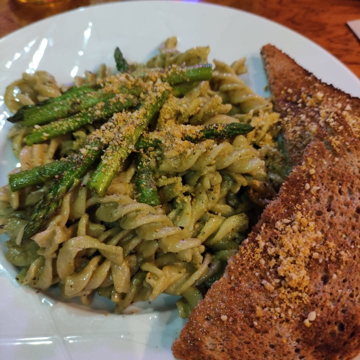 photo of BaoVegan Pasta Al Pesto shared by @catafdezc on  16 Sep 2021 - review