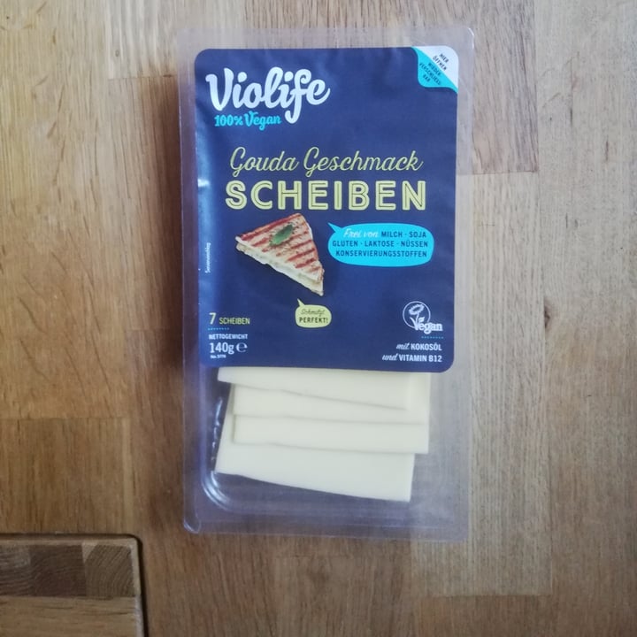 photo of Violife Gouda Geschmack Scheiben shared by @heyimvegan on  13 Apr 2022 - review