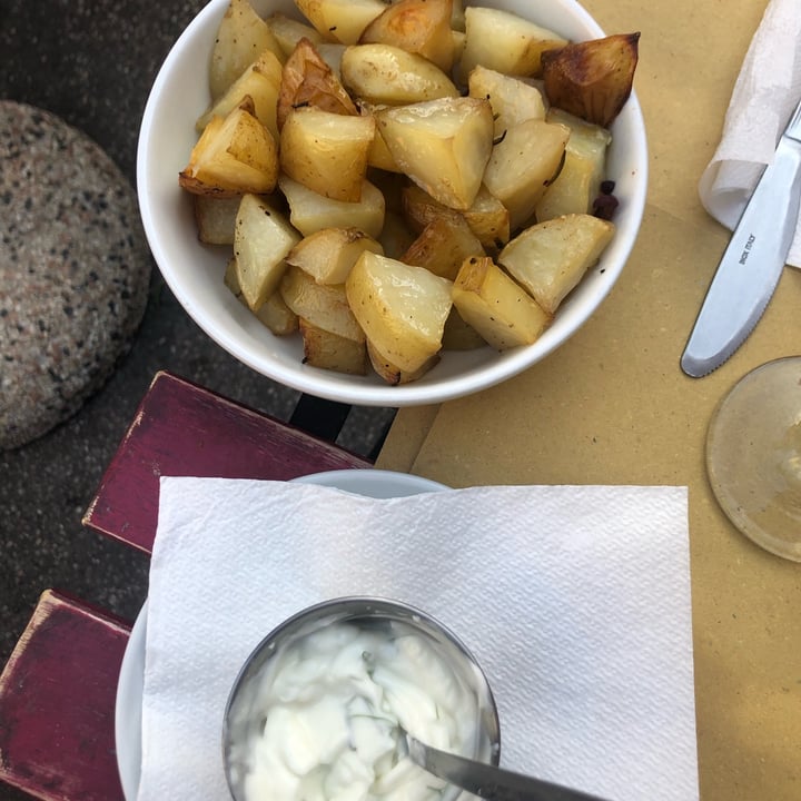 photo of Col Cavolo - Vegan Bistrot patate al forno shared by @violettaplantbased on  03 Jun 2022 - review