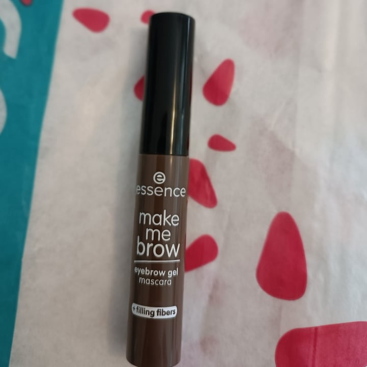 photo of Essence  Make me brow eyebrow gel mascara shared by @saraesse on  02 Oct 2022 - review