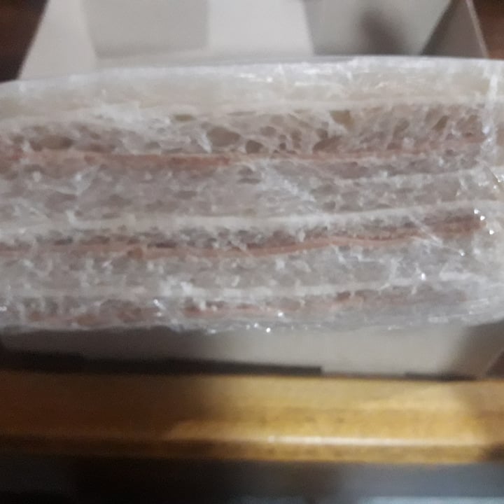 review photo of Vegan Sandwich Sandwiches De Miga De Jamón Y Queso shared by @yaam on 15 Aug 2022 - review