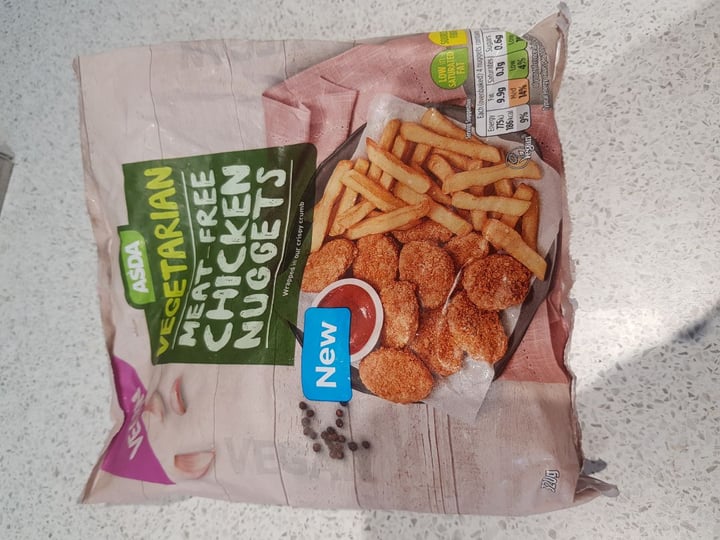 photo of ASDA Meat Free Chicken Nuggets shared by @charlotte7 on  24 Mar 2020 - review