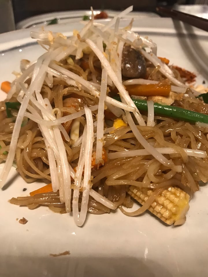 photo of Thai Basil Vegetarian Pad Thai shared by @beetrootlover on  10 Aug 2019 - review