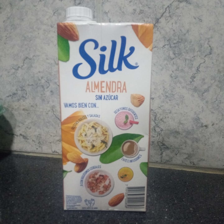 review photo of Silk Leche de Almendras sin Azúcar shared by @antonellamazzocchi on 28 Oct 2020 - review