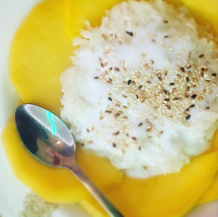 review photo of Saigon Lotus Mango Sticky Rice shared by @plantbasedgen on 11 Feb 2019 - review
