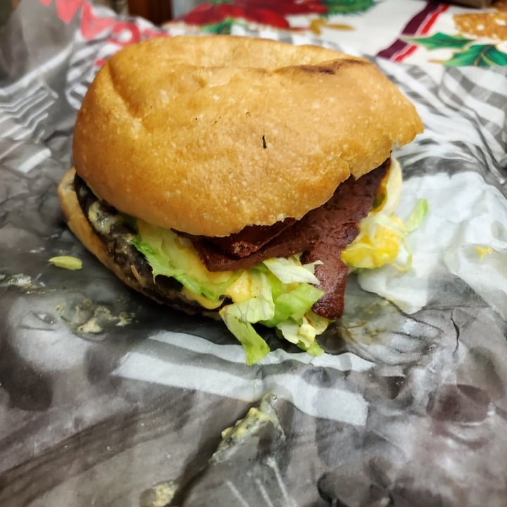 review photo of Fat Vegan Fat & Happy shared by @ivbbaby on 12 Dec 2021 - review