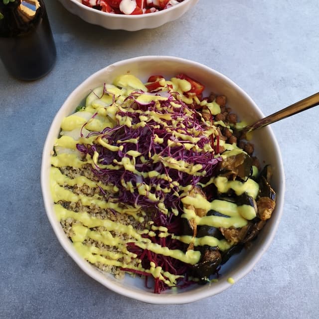 菜肴“Quinoa salad”的照片