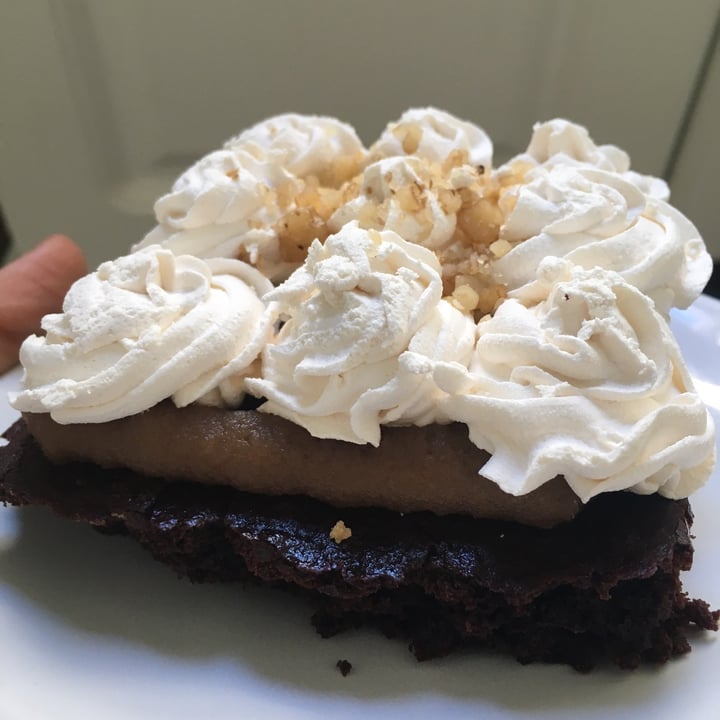 review photo of Loving Hut BOMBA brownie shared by @daniv on 05 Mar 2021 - review