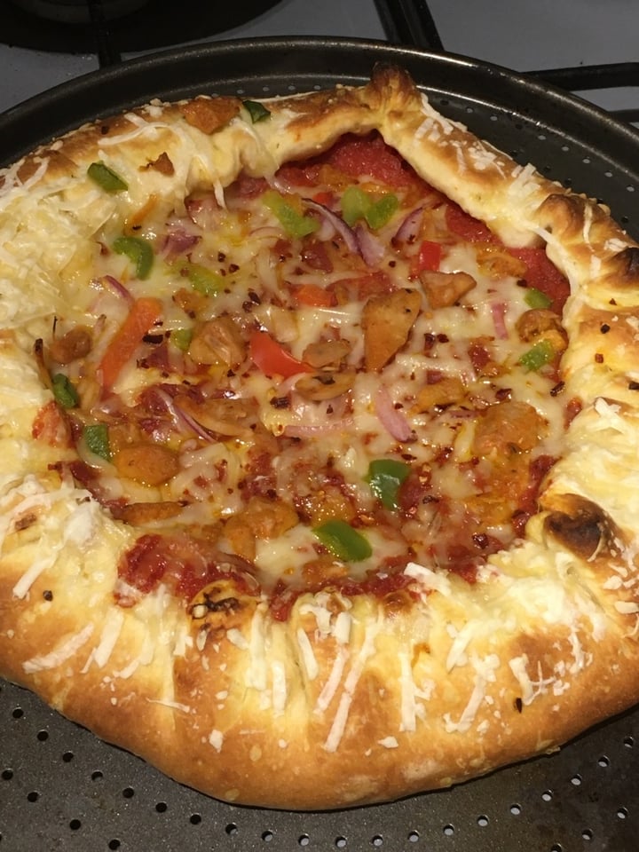 review photo of Chicago Town Tomato Stuffed Crust Takeaway Sticky Bbq Jackfruit Pizza shared by @cduncan on 15 Jan 2020 - review