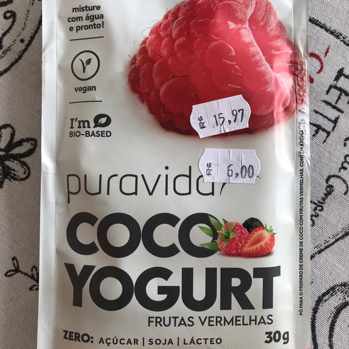 photo of puravida Coco Yogurt Frutas Vermelhas  shared by @emiliaaguiar on  13 May 2022 - review
