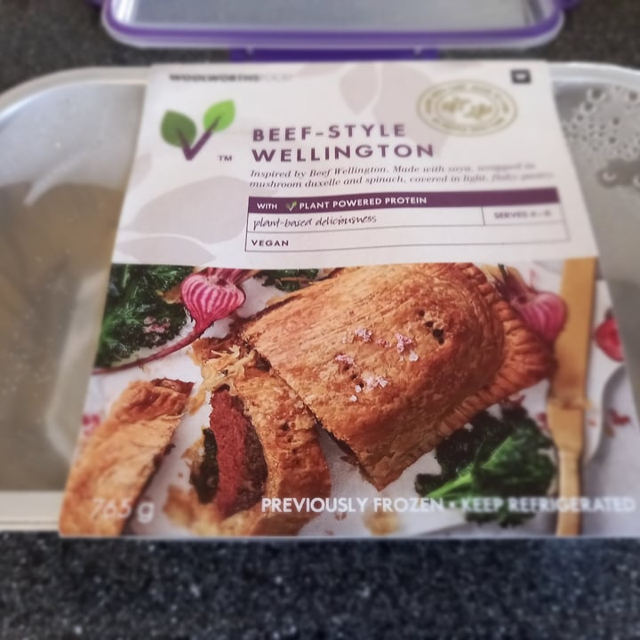 photo of Woolworths Food Beef-Style Wellington shared by @colleenc on  06 Jan 2022 - review