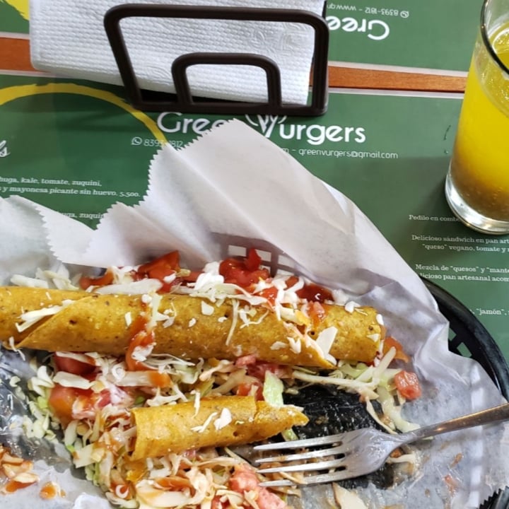 review photo of Green Vurgers Taco Tico shared by @jrfitnesscr on 08 Dec 2019 - review
