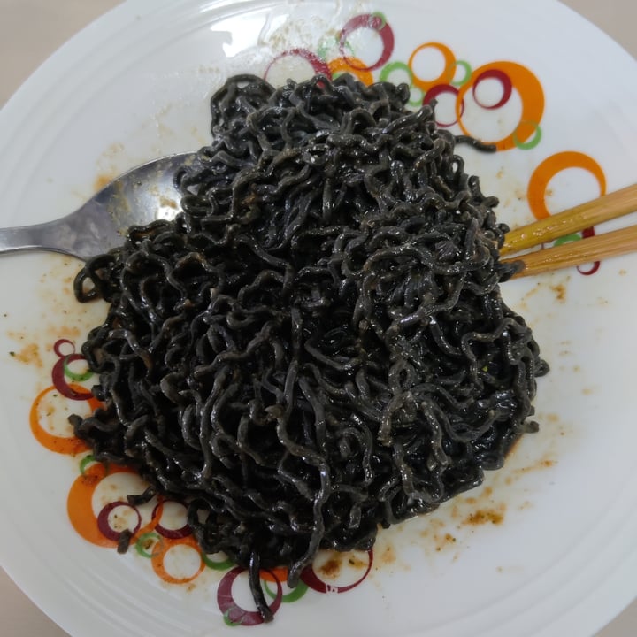 review photo of WhatIF Foods Charcoal Healthy High Protein Noodles - Shroom Pepper shared by @baybeemon on 23 Feb 2022 - review
