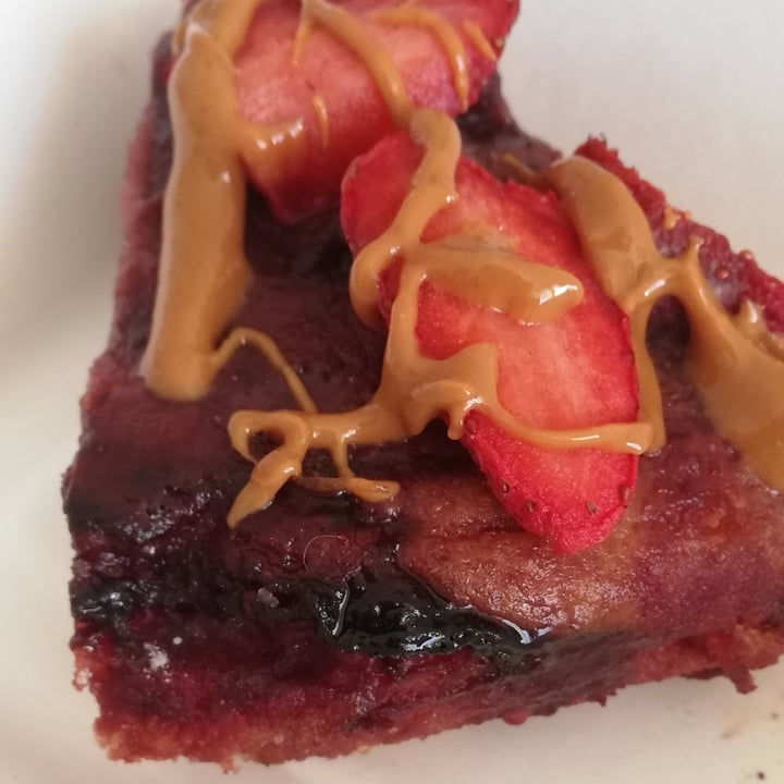 review photo of Io Veg Pan di spagna al grano saraceno con confettura di frutti rossi e fragole shared by @chiaraperi on 08 Apr 2022 - review