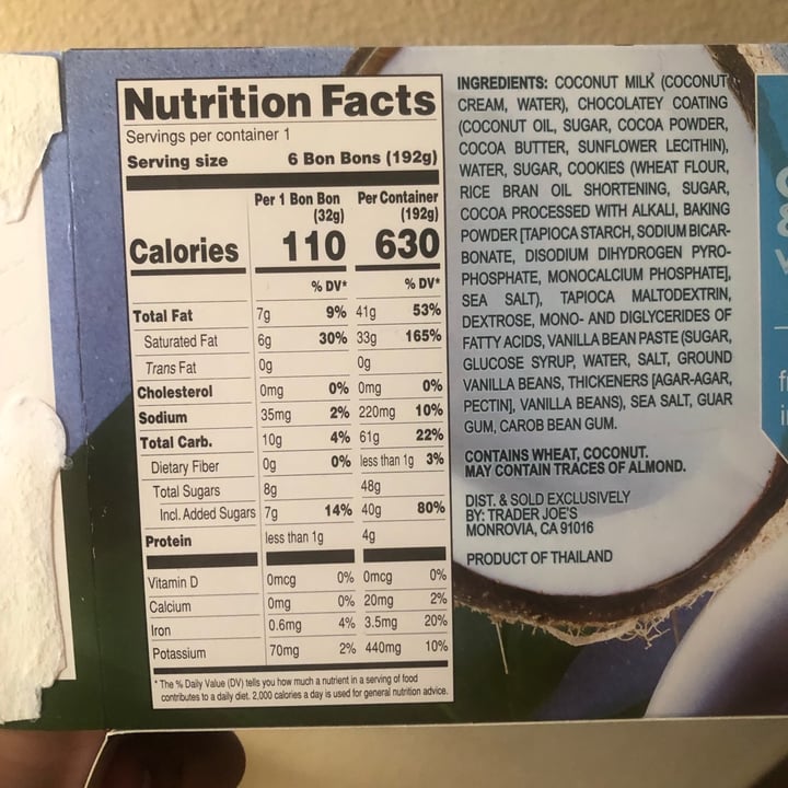 photo of Trader Joe's Vegan Cookies & Cream Vanilla Bean Bon Bons shared by @magicturtlez on  11 Jul 2021 - review