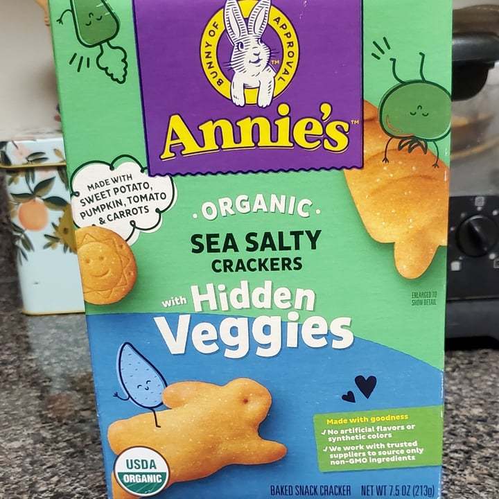 Annie’s Organic Sea Salty Crackers with Hidden Veggies Review abillion