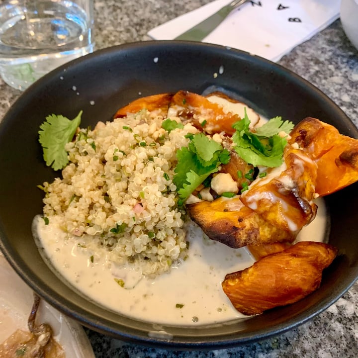photo of באנה - Bana Sweet potato quinoa and coconut curry shared by @forrestmck on  23 Dec 2020 - review