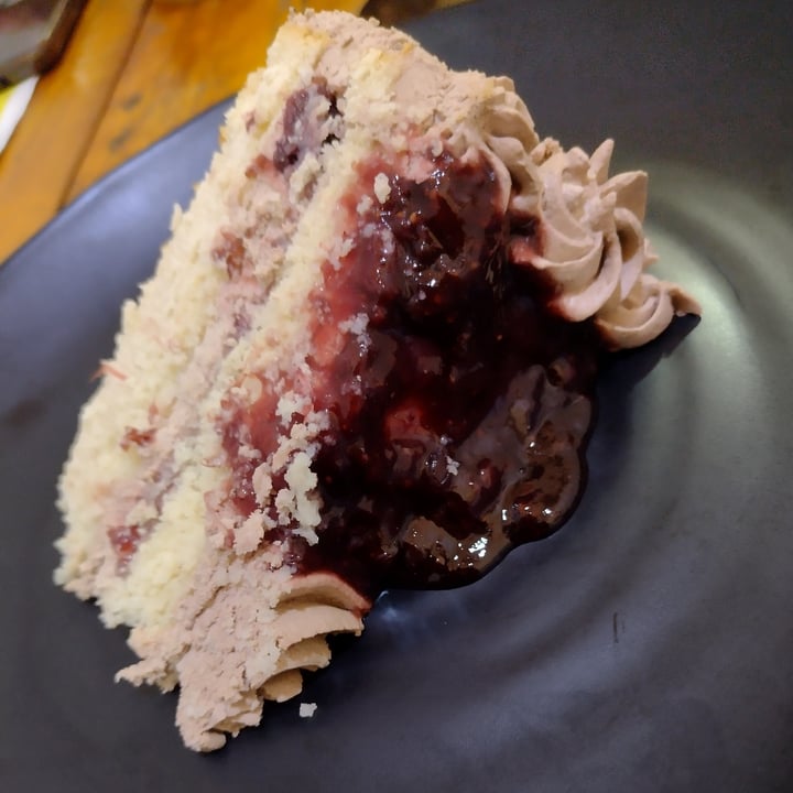 review photo of Koala Express Pastel De Frutos Rojos shared by @marianaherrr on 26 Jun 2022 - review