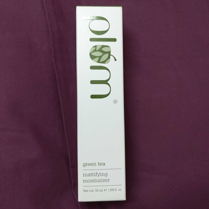 photo of Plum Green tea mattifying moisturiser shared by @radhikakeerthi on  02 Dec 2020 - review