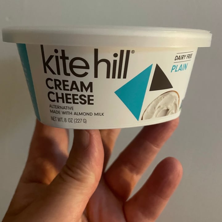 photo of Kite Hill Cream Cheese Alternative Plain shared by @billny914 on  29 Aug 2021 - review