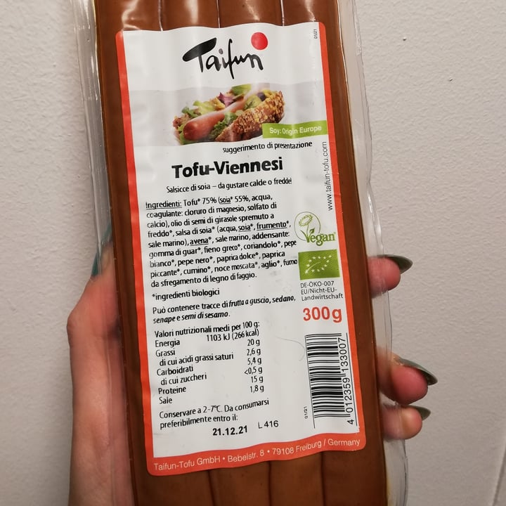 photo of Taifun Tofu-viennesi shared by @omsohum on  14 Nov 2021 - review