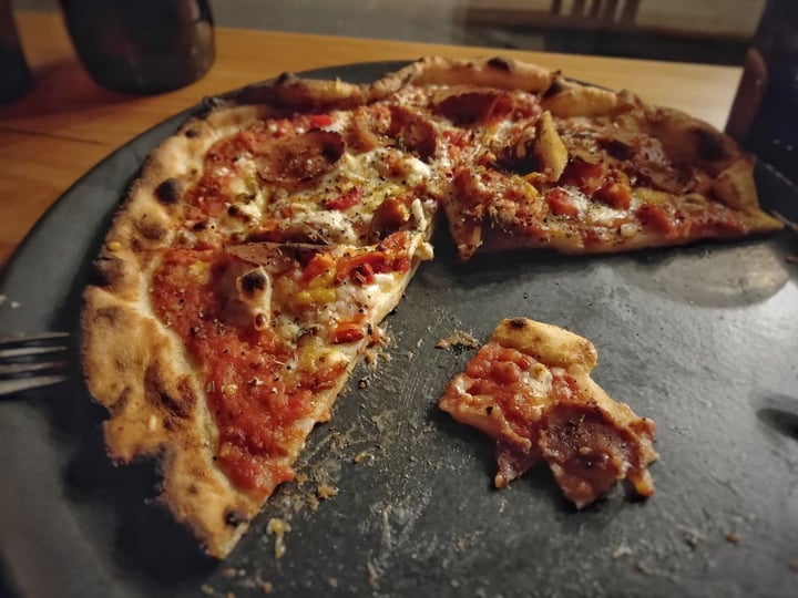 review photo of Red Sparrow Pizza Pepperoni Pizza shared by @crowtower on 22 Aug 2019 - review