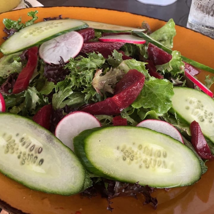 photo of Oak & Stone - Naples - Logan Landings House Salad shared by @samanthagarc1a on  22 Aug 2021 - review