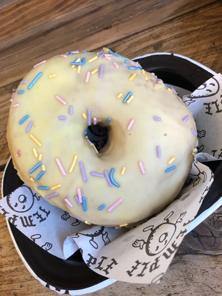 photo of Temple Coffee & Donuts Doughnuts shared by @cjbadger5 on  28 May 2019 - review