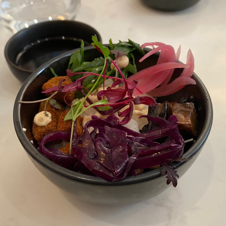 photo of brEAThe Restaurant Montorgueil Donburi shared by @cecicarotepatate on  28 Mar 2022 - review