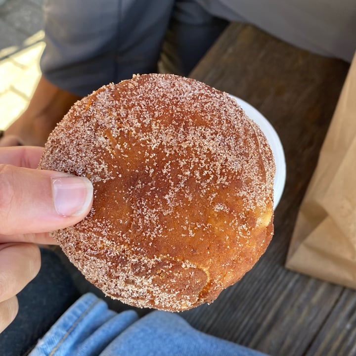 photo of Rhino Coffee House Vegan jelly donut shared by @curvycarbivore on  07 Sep 2022 - review