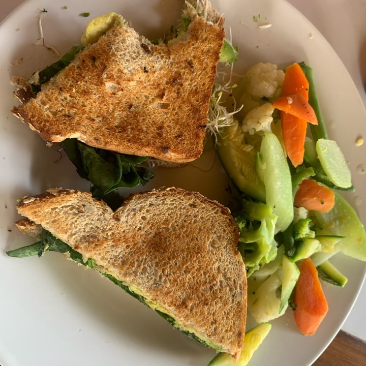 photo of Borboleta Sandwich vegetariano shared by @apaulapimentel on  29 Jun 2022 - review
