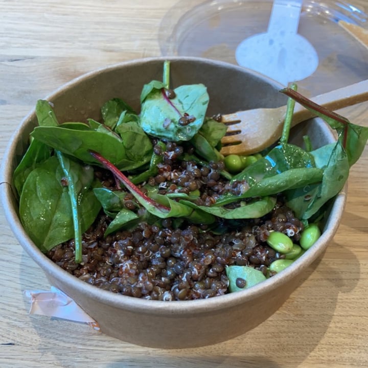 photo of Coop City Marktgasse vegan quinoa salad shared by @linda24 on  25 Apr 2022 - review