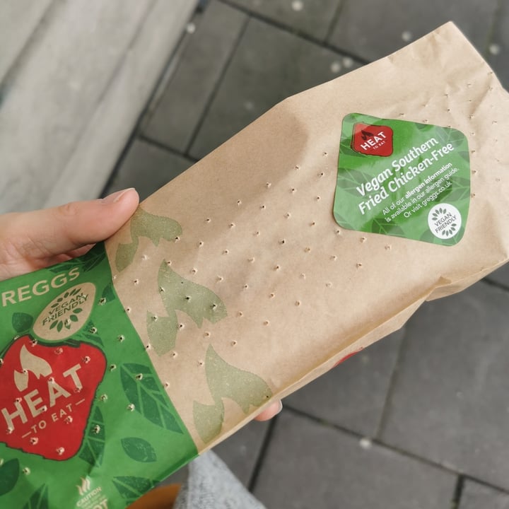 photo of Greggs Vegan Southern Fried Chicken-Free shared by @lauraelizmcguire on  01 Sep 2022 - review
