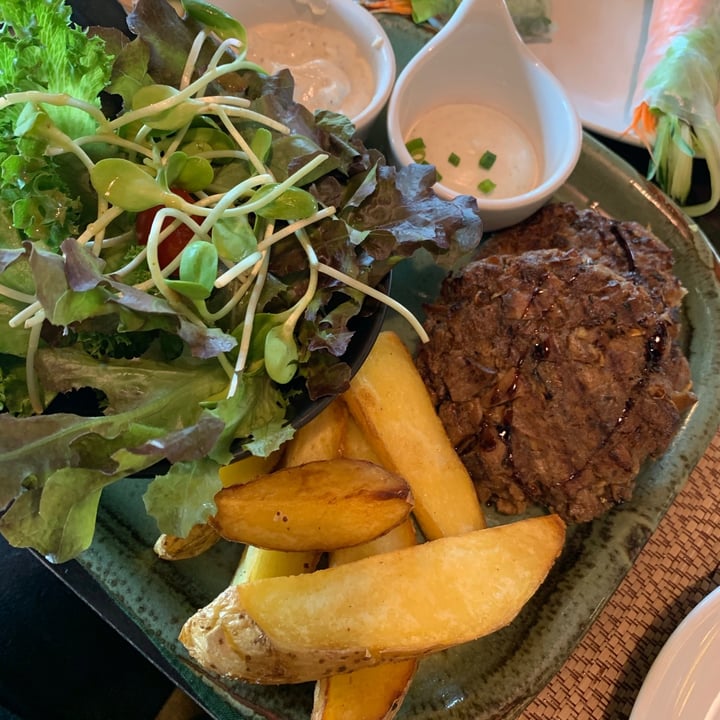 photo of Goodsouls Kitchen Mushroom steak shared by @gutgoodies on  11 Jan 2021 - review