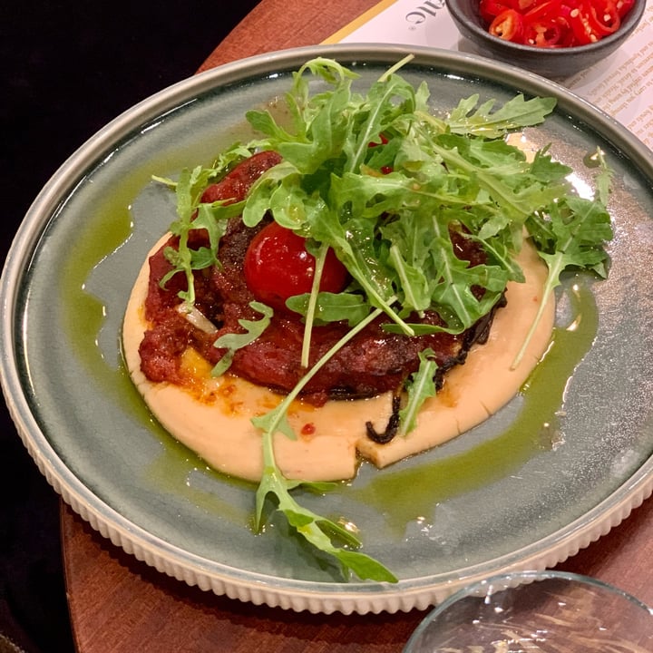 photo of Cultivate Cafe Whole roasted Portobello Mushroom with Sun-Dried Tomatoes, Onion, Sumac Spice served with Butterbean Mash shared by @heruvimdi on  28 Jun 2022 - review