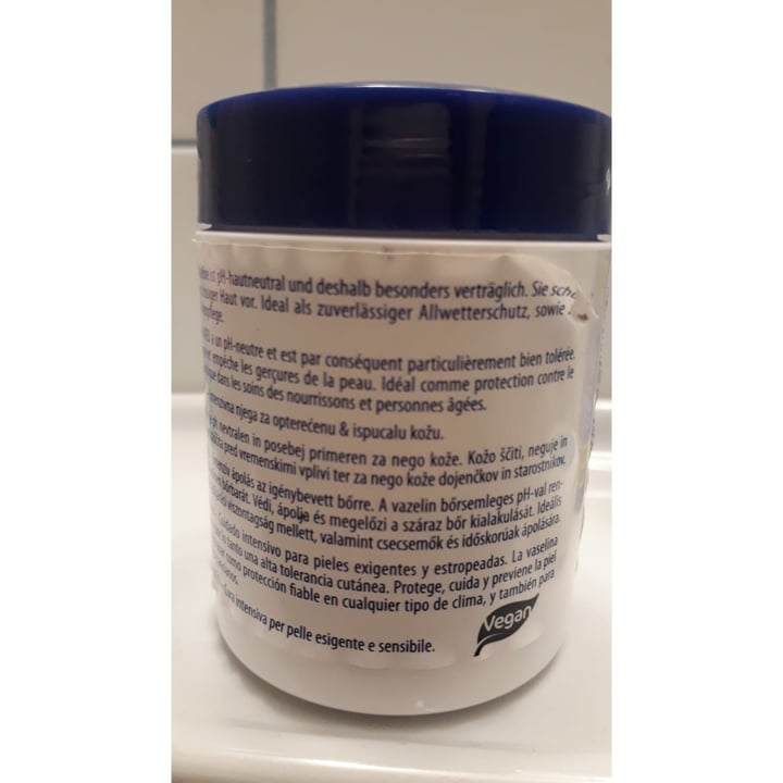 review photo of Aveo Vaseline shared by @ratica on 25 Jul 2020 - review