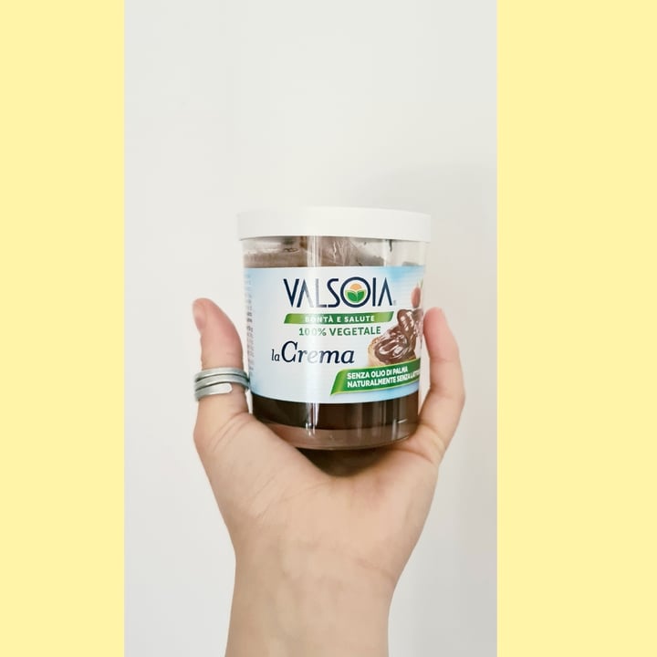 review photo of Valsoia Crema alla nocciola shared by @guinness on 15 Mar 2022 - review