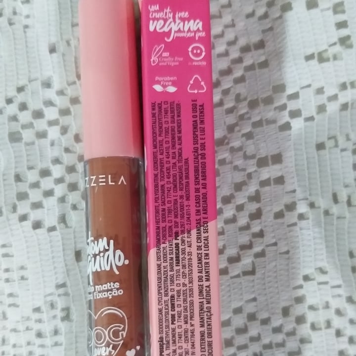 photo of Vizzela Cosméticos Batom Líquido Mate shared by @drikanfol on  15 Jul 2022 - review