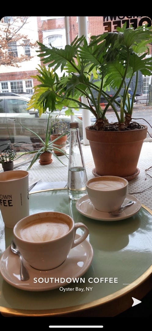 photo of Southdown Coffee Oat Milk Vanilla Latte shared by @stephreyes17 on  19 Dec 2019 - review