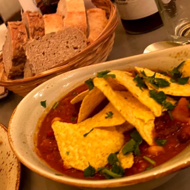 photo of Café Lila Chili sin carne shared by @giovana on  16 Dec 2020 - review