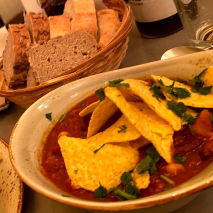 review photo of Café Lila Chili sin carne shared by @giovana on 16 Dec 2020 - review