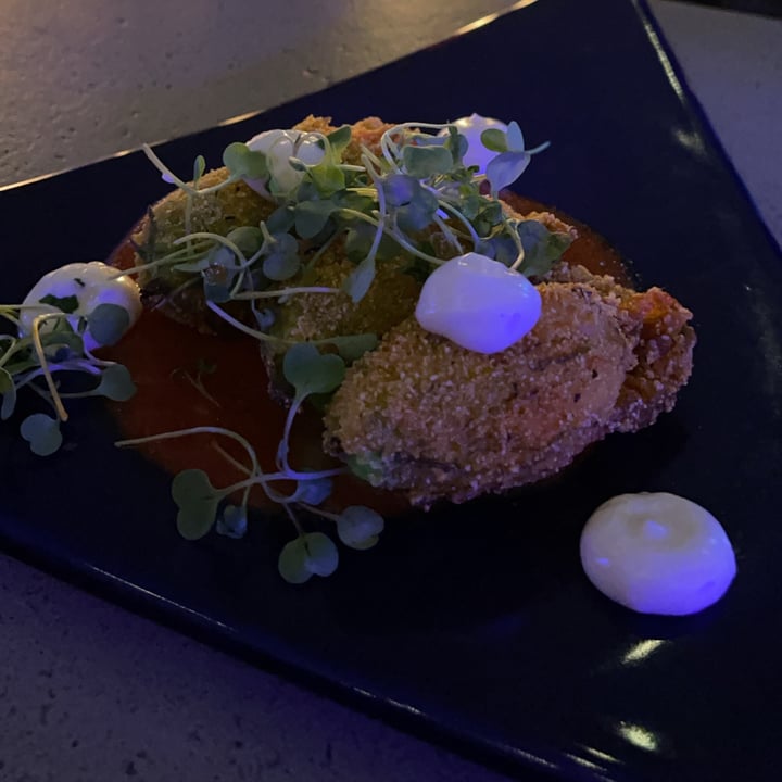 photo of La Bohème Vegan Ricotta Stuffed Squash Blossoms shared by @trinakm on  21 Nov 2021 - review