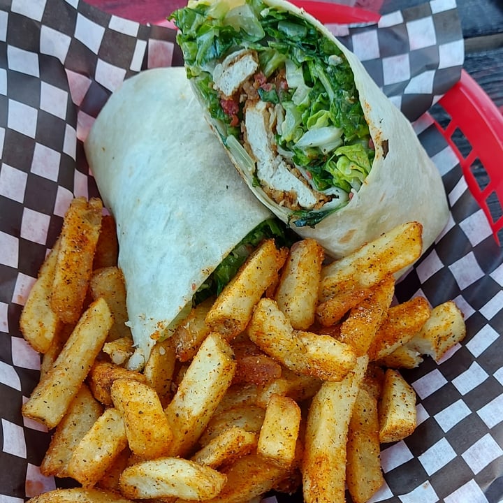 photo of People Under the Staircase Crispy Tender Caesar Wrap shared by @svraphael88 on  12 Sep 2021 - review