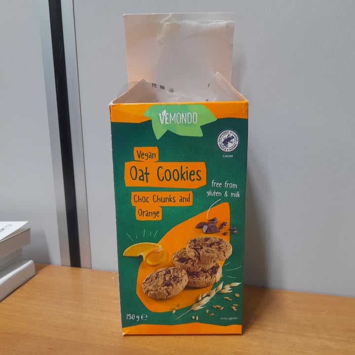 photo of Vemondo Chock Chunks and orange cookies shared by @carlotta19 on  16 Sep 2022 - review